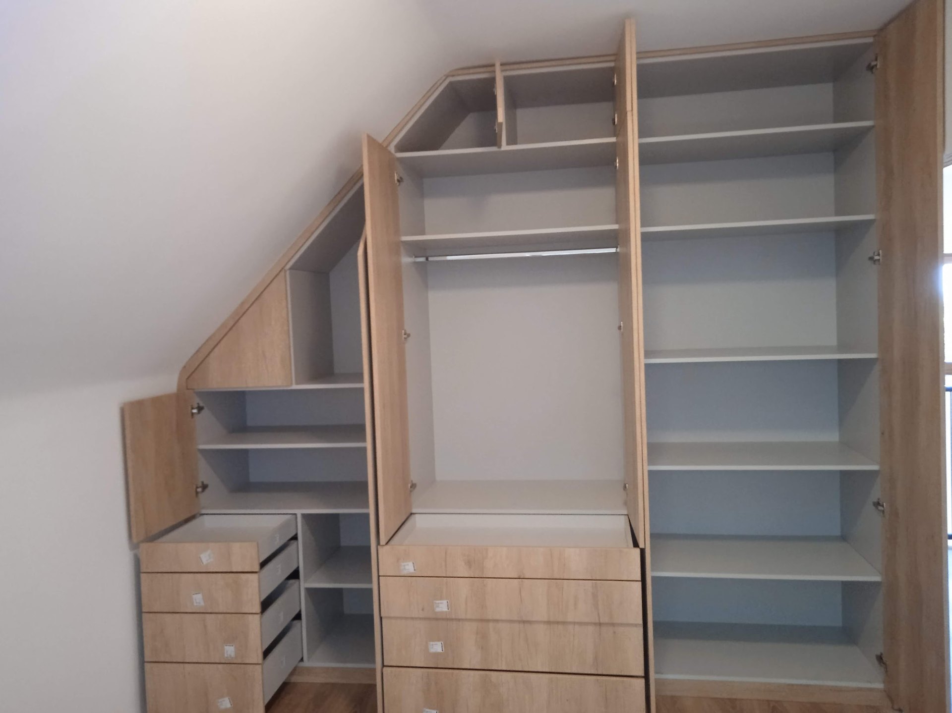 Gardrób és öltözőszoba